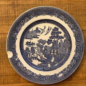 Johnson Brothers Willow Blue earthenware plate.  Made in England. 8” across